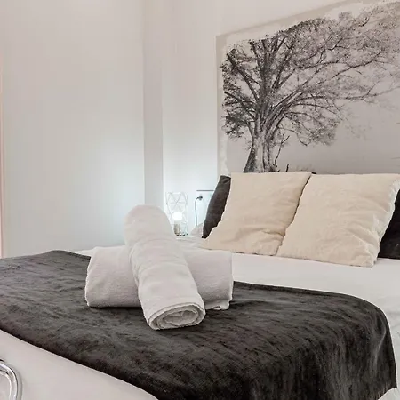 Recaredo 7 * Seville