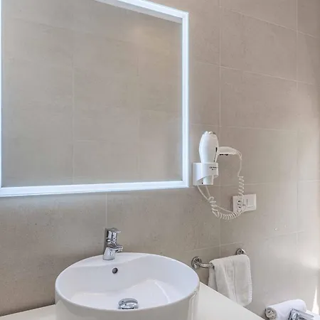 Recaredo 7 Apartment *
